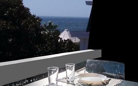 Cascais/Estoril Beachfront Apts